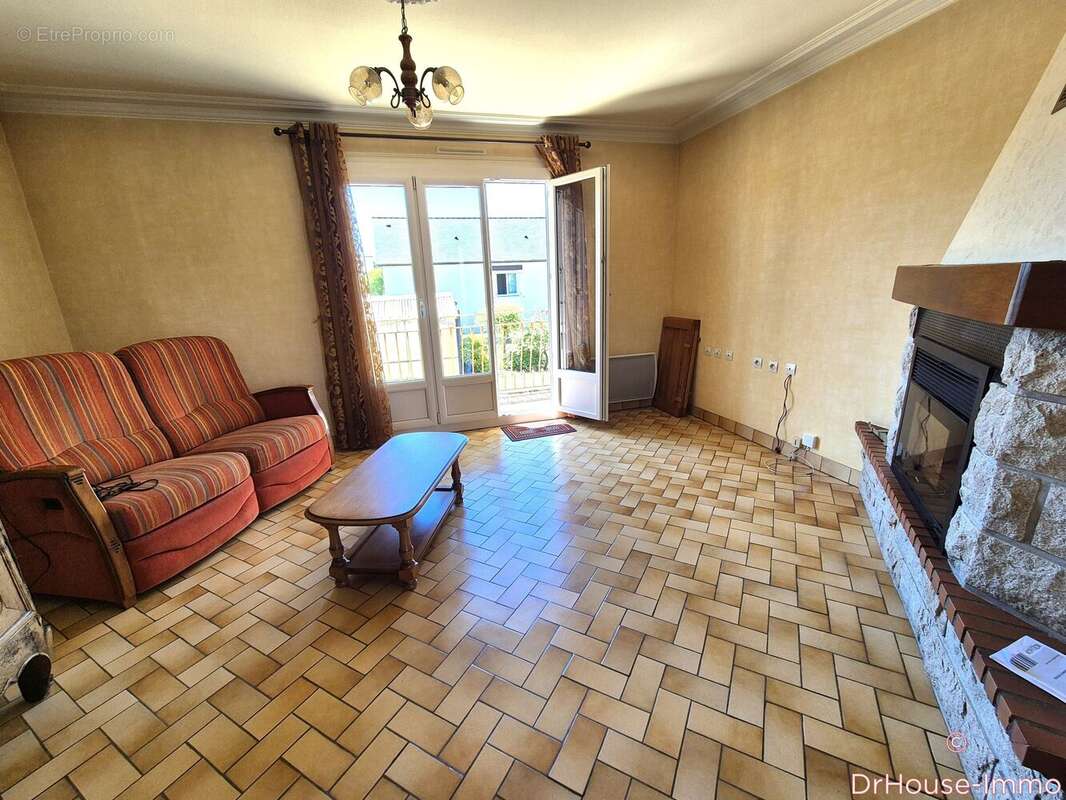 Maison 93 m² à Ernee  - photo 21