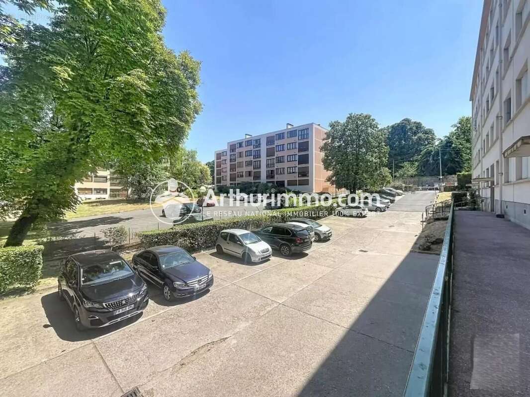 F4 avec balcon-park+cave - photo 9