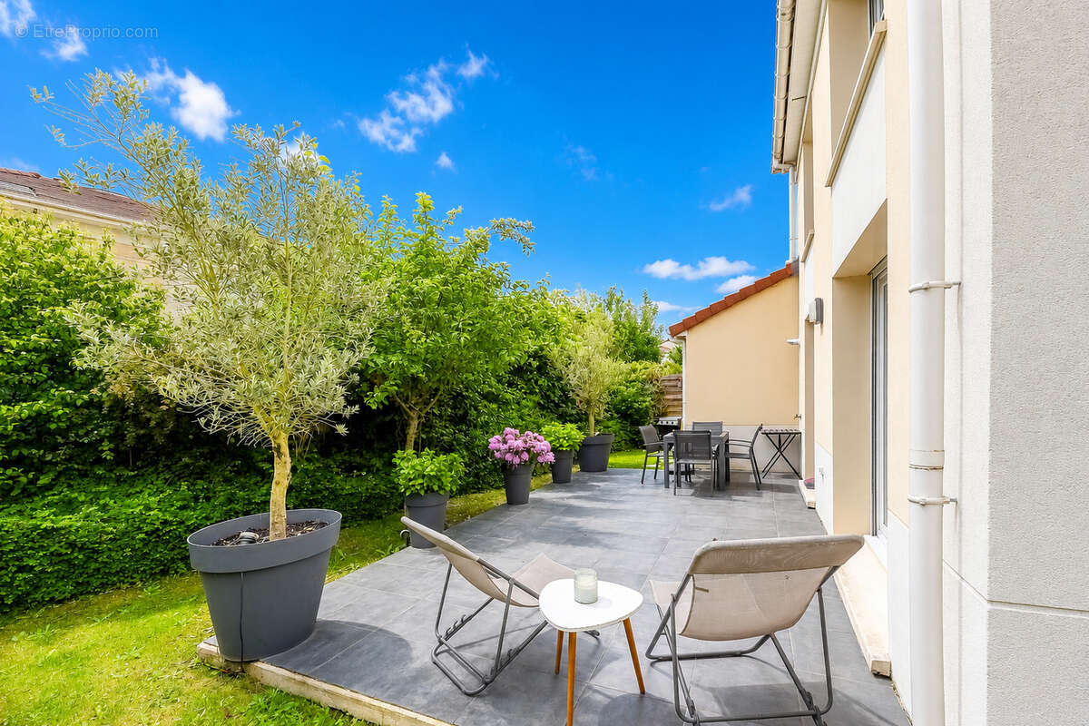 Maison à BRUYERES-SUR-OISE