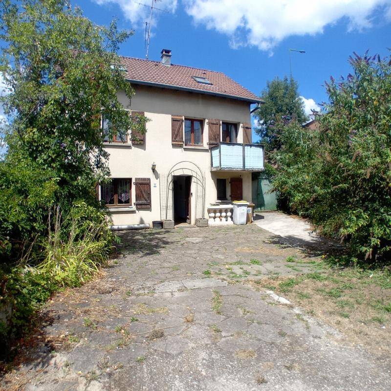 Maison à DANJOUTIN