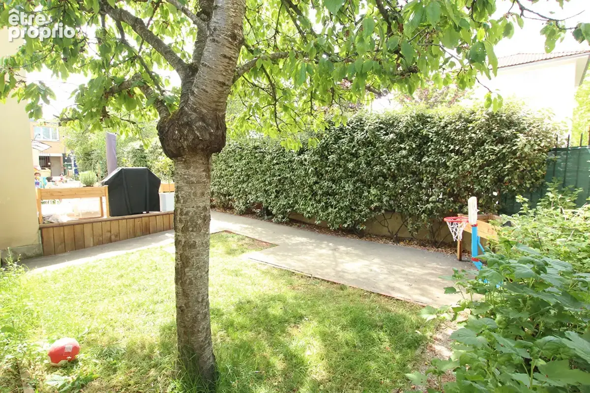 Appartement Clamart 2 pièce(s) 48 m2 - photo 2
