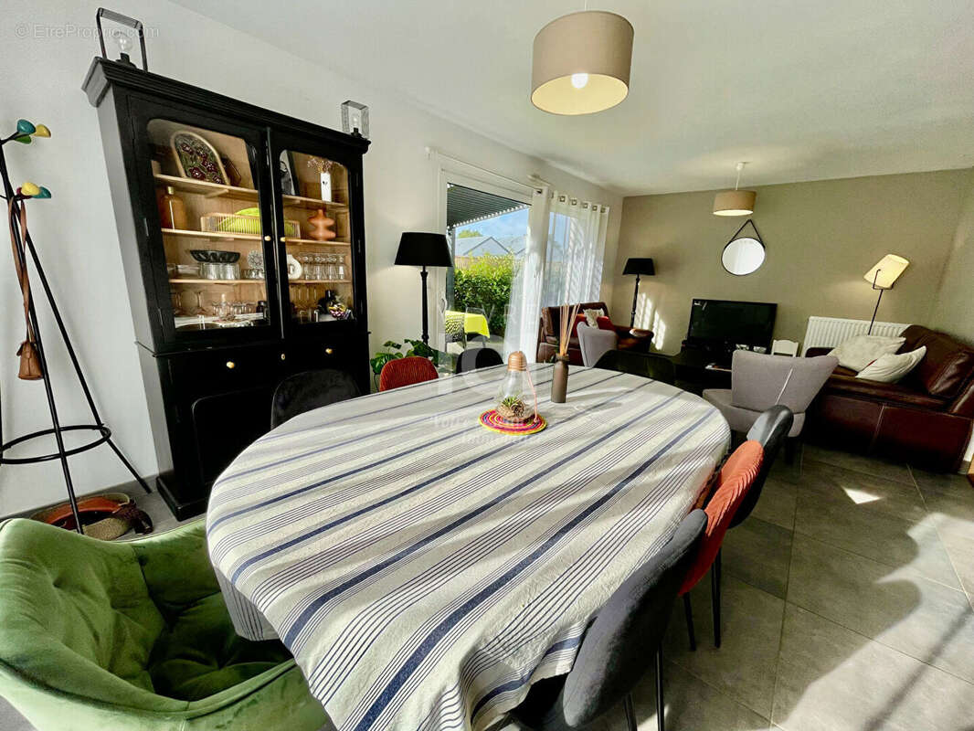 Maison à TREILLIERES