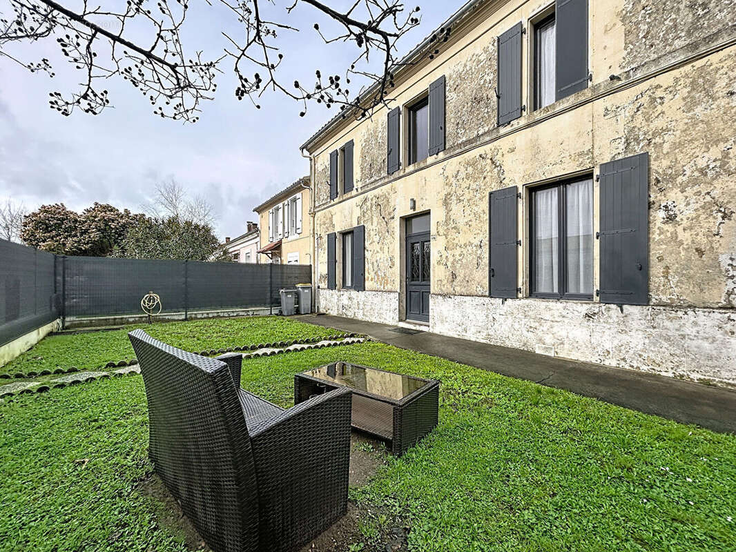 Maison à TONNAY-CHARENTE