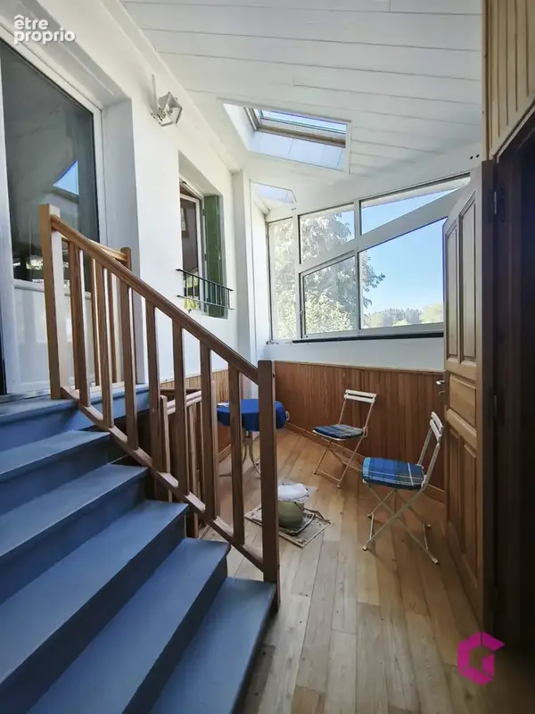 Maison de bourg de 230 m2 avec 11 chambres et un petit jardin, Idéal gite ! - photo 7