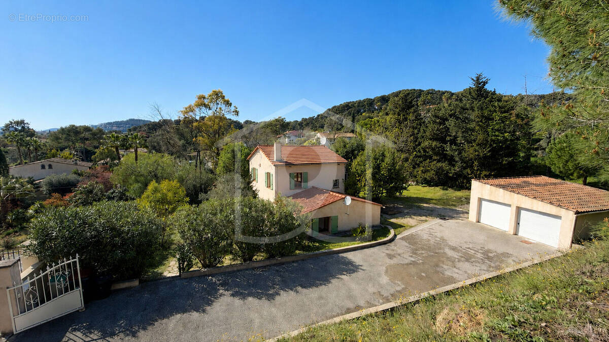 Maison à ANTIBES