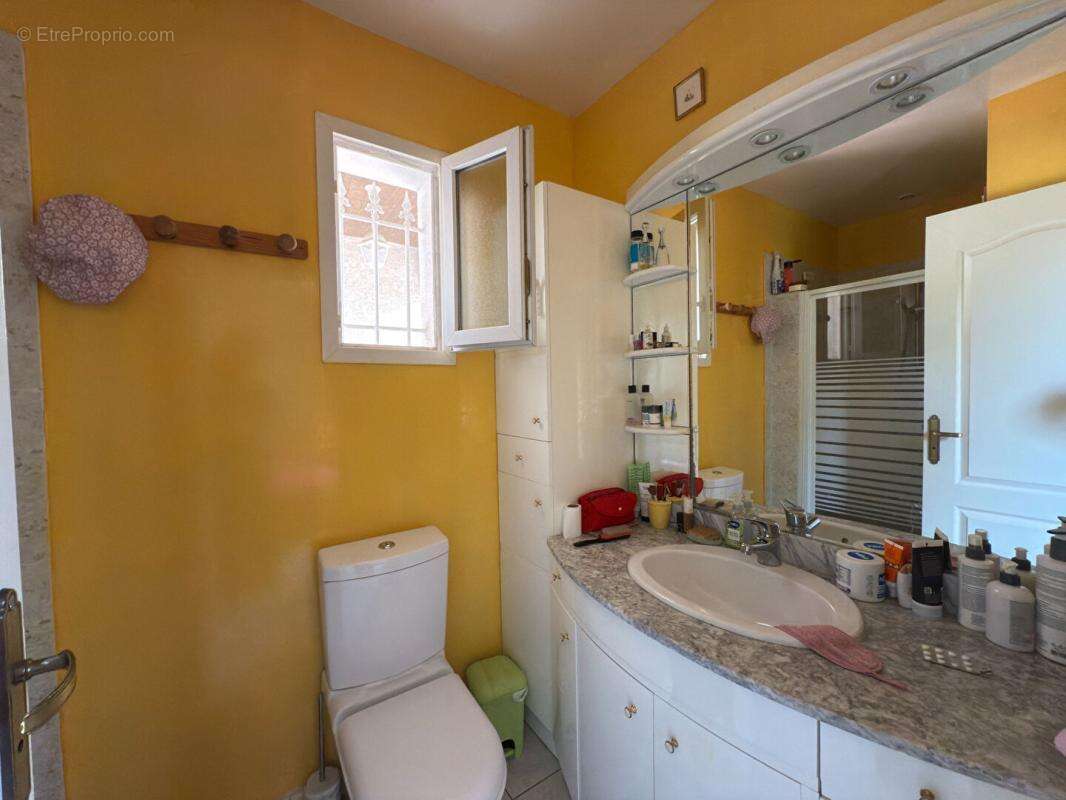 Maison à LIGNAN-SUR-ORB