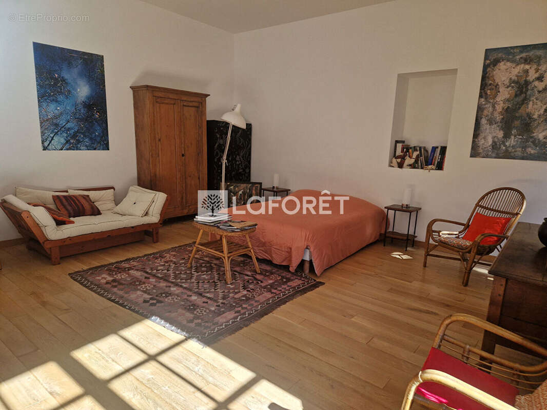 Appartement à SALINS-LES-BAINS