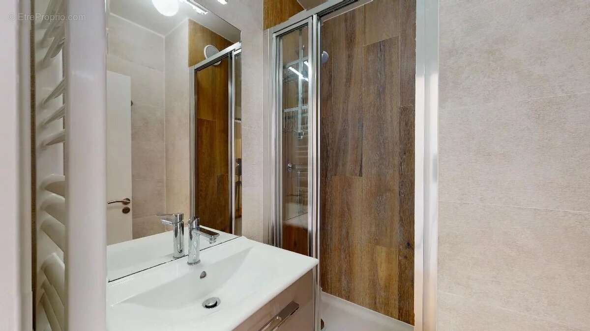 Appartement à CLICHY