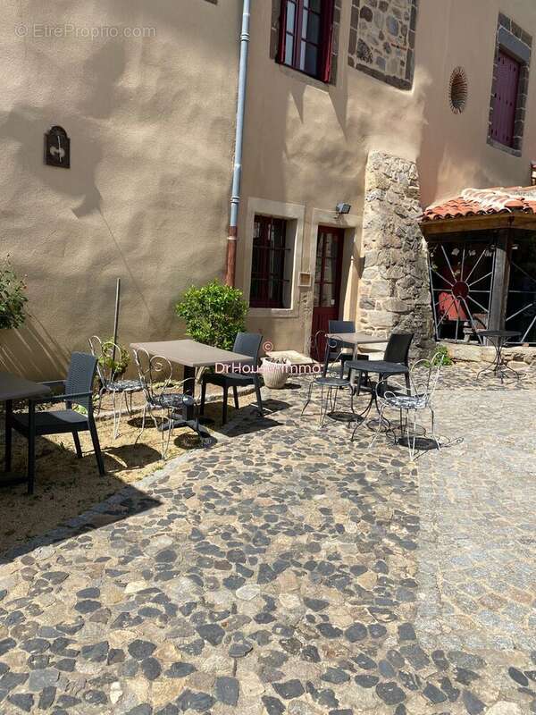 Commerce à VIEILLE-BRIOUDE