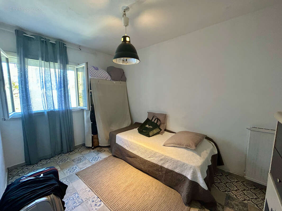 Appartement à L'ISLE-SUR-LA-SORGUE