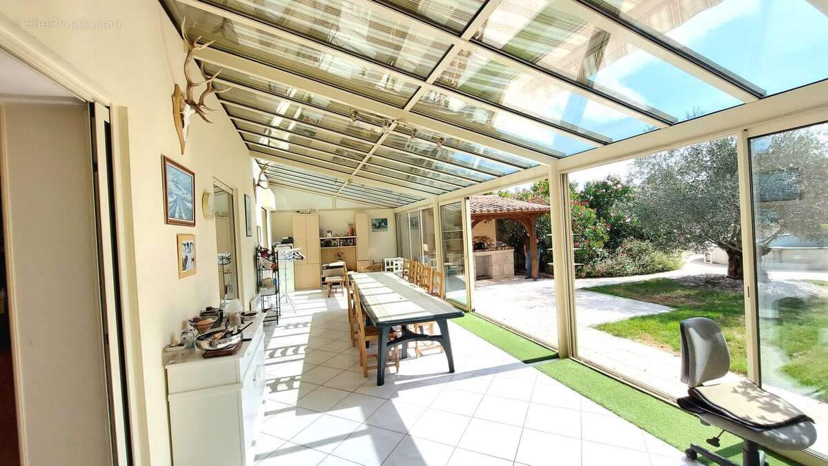 Maison 224 m² à Montamise  - photo 3