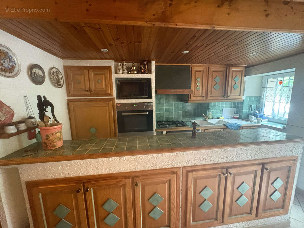 charmante maison avec jardin privatif et garage  à Vievola - photo 7