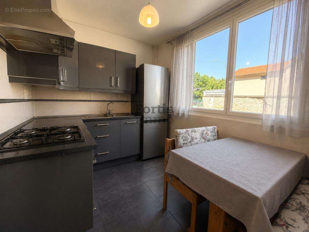 Vitry sur seine  - quartier centre ville - 4 pieces  - 70m2 - photo 5