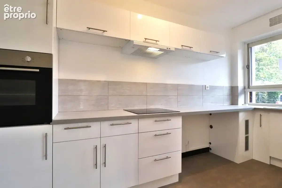 Troyes, Appartement T2, refait à neuf dans résidence pour séniors - photo 4