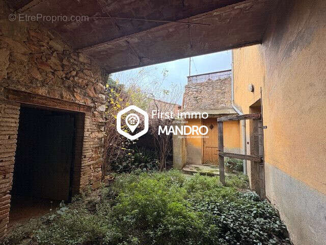 Maison 78 m² à Estagel  - photo 2