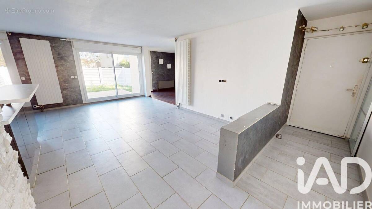Photo 1 - Appartement à NANDY