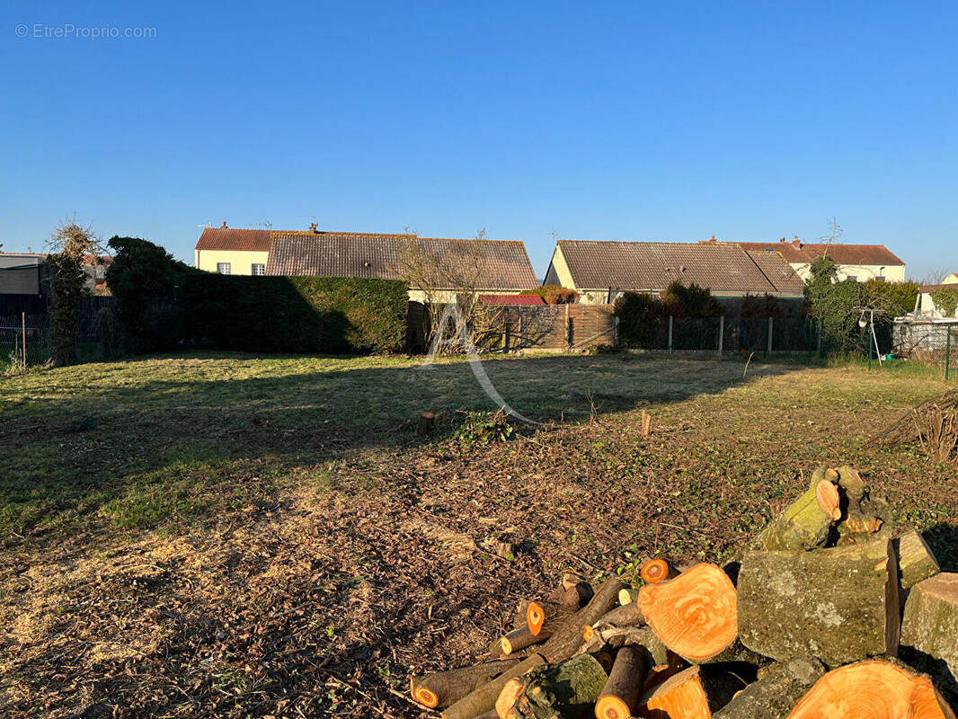 Terrain à LE MANOIR