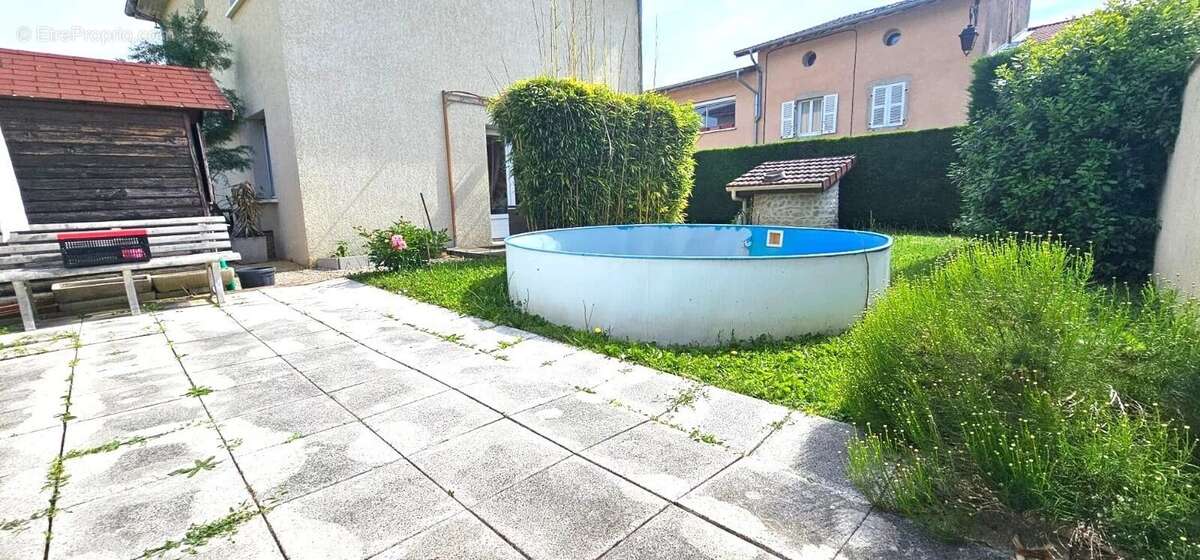 Maison à SAINT-MAURICE-DE-REMENS