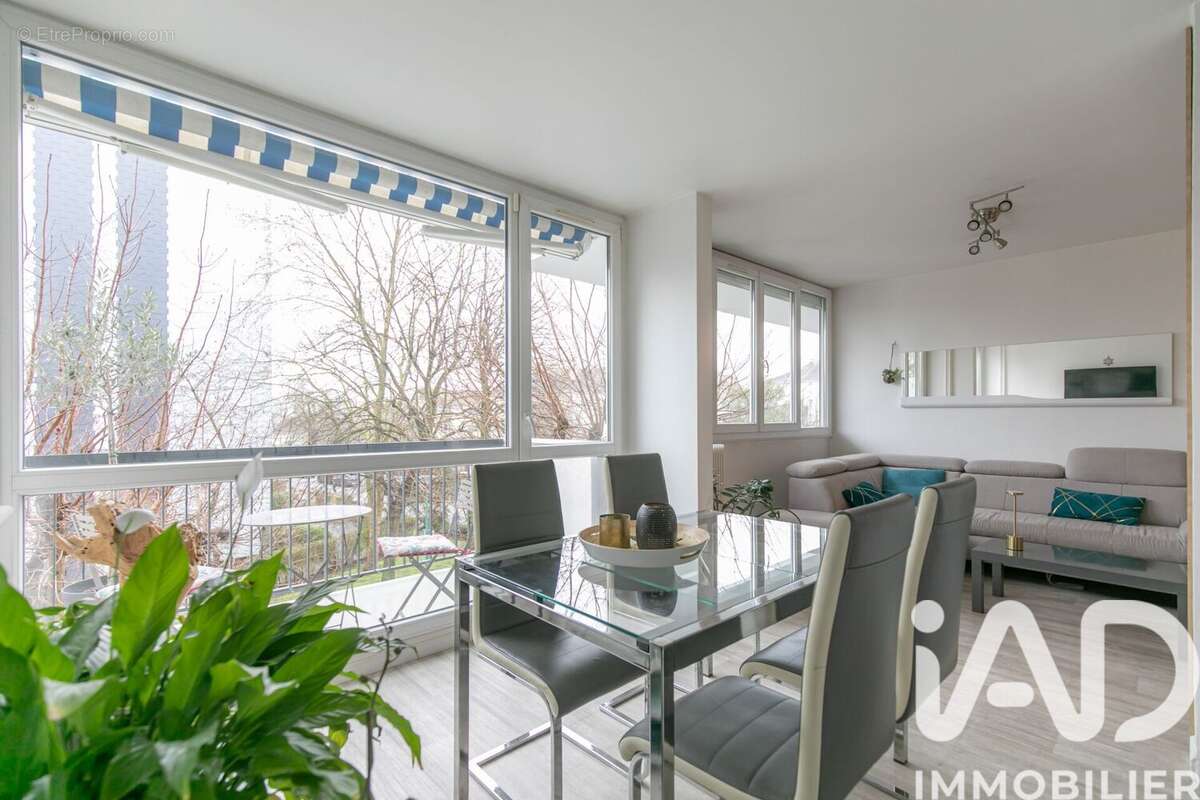 Photo 5 - Appartement à NEUILLY-SUR-MARNE