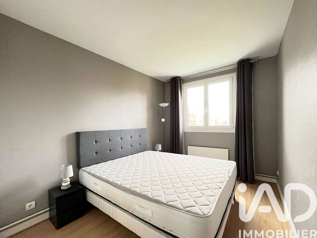 Photo 7 - Appartement à LE PLESSIS-TREVISE