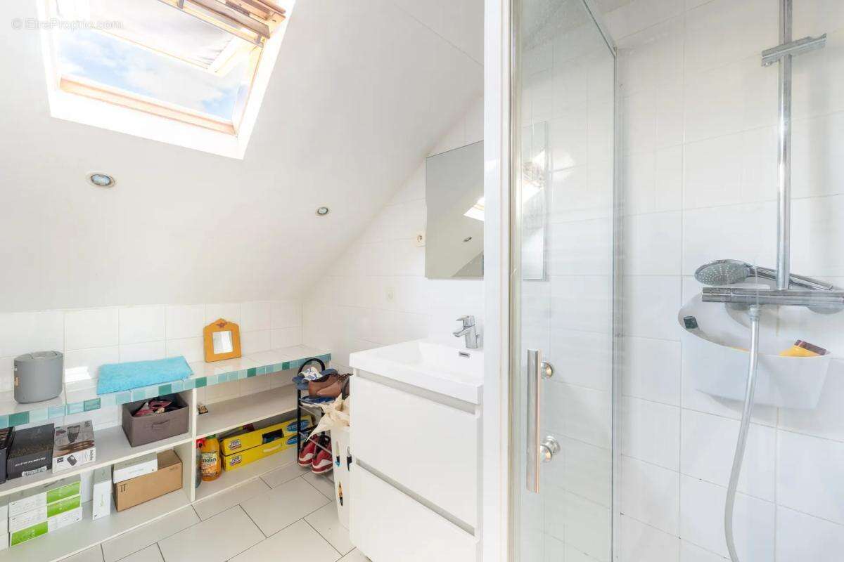 Maison à MONTLIGNON