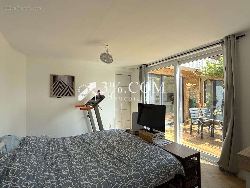 Plain pied de 92 m2 - 3 ch - garage - jardin de 250 m2 - photo 9