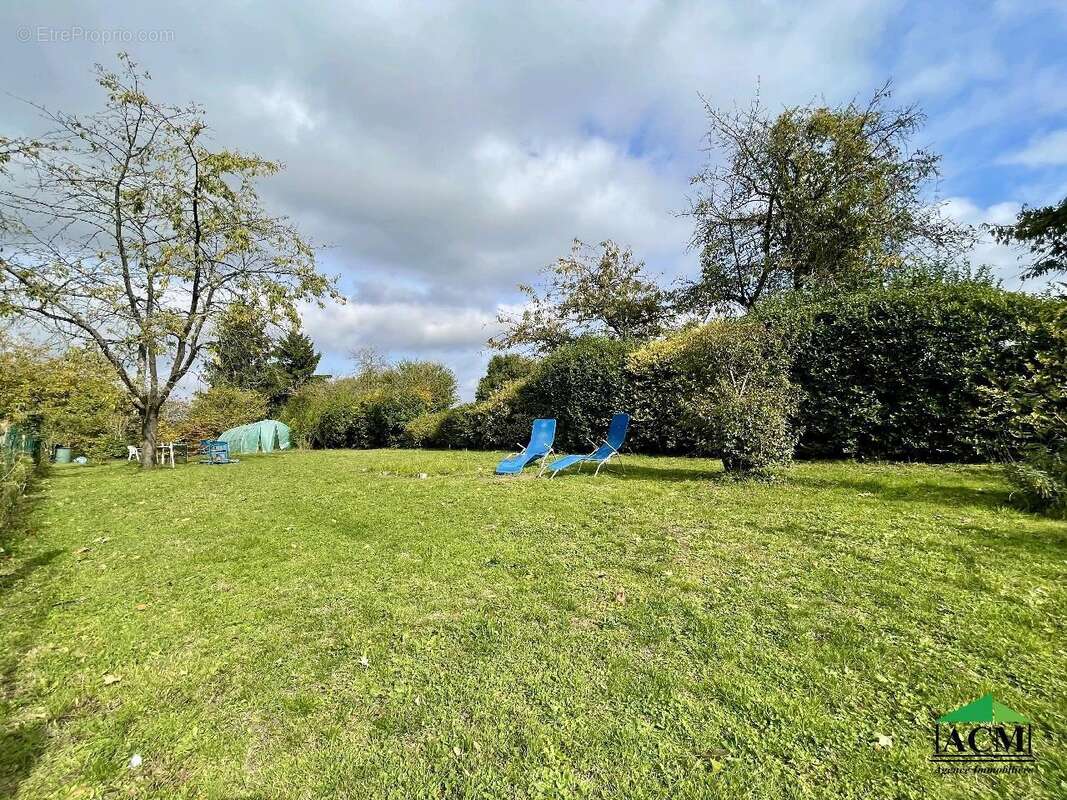 Maison à MERY-SUR-OISE