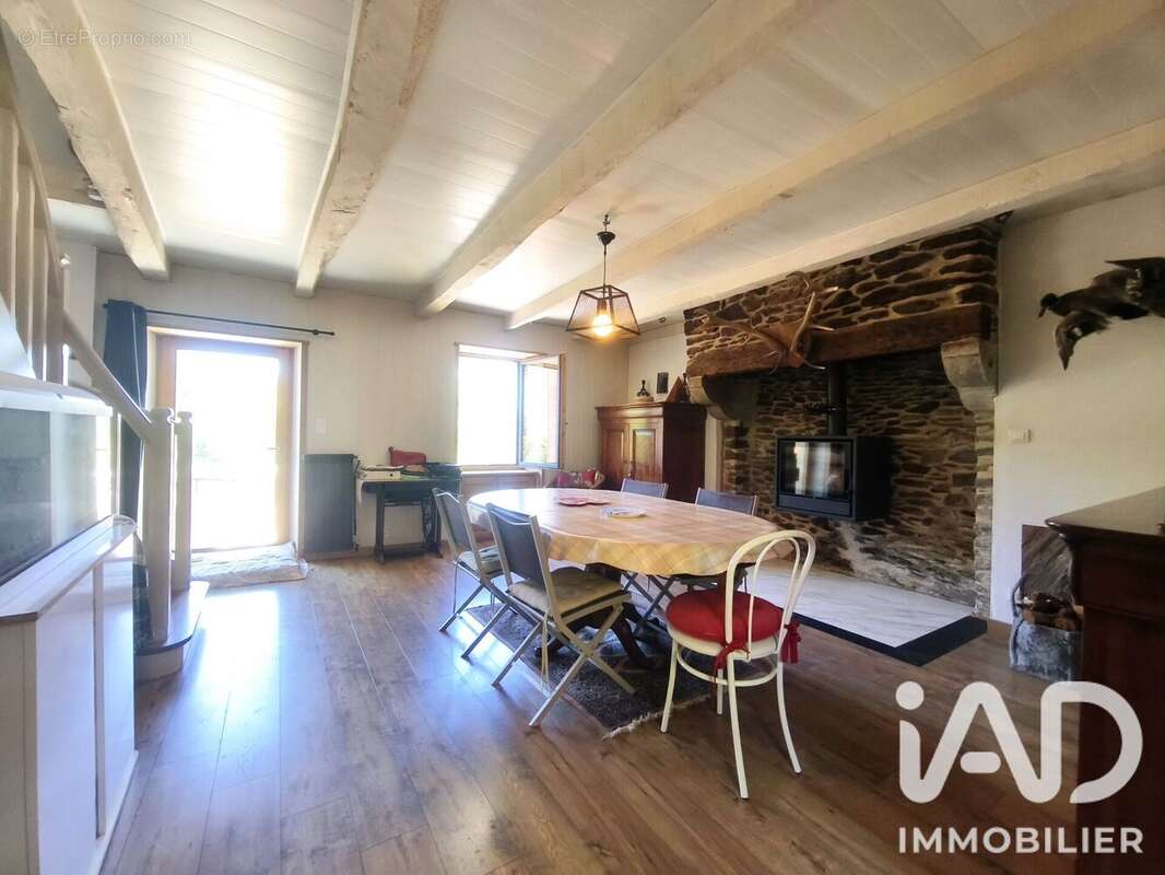 Maison 120 m² à Castelnau-De-Mandailles  - photo 8
