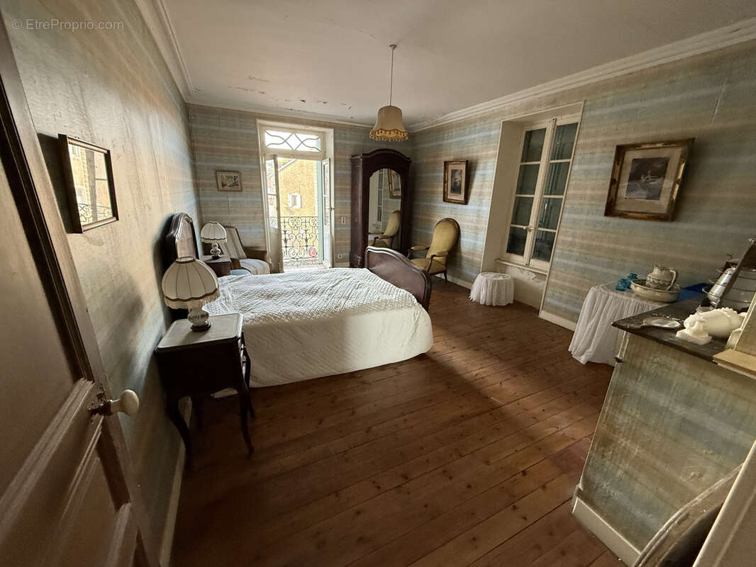 Maison à VABRES-L'ABBAYE