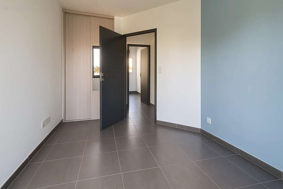 Maison à LAPEYROUSE-FOSSAT