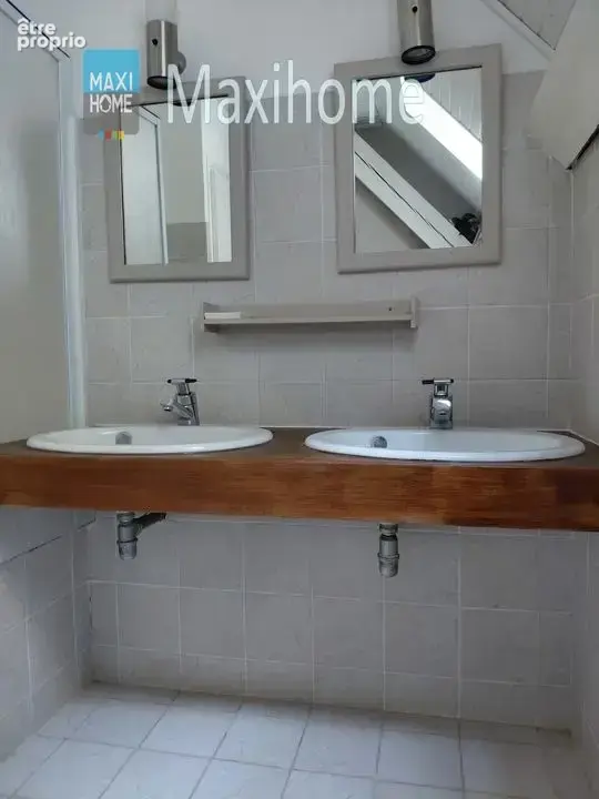 Maison  familiale lumineuse T5 de 150 m² avec 1 741 m² de - photo 10