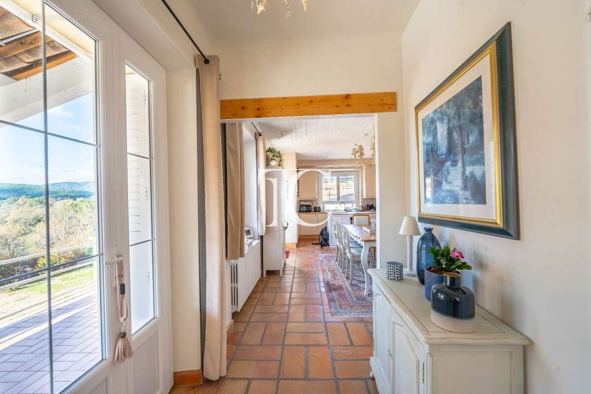 Maison à SAINT-PAUL-LE-JEUNE