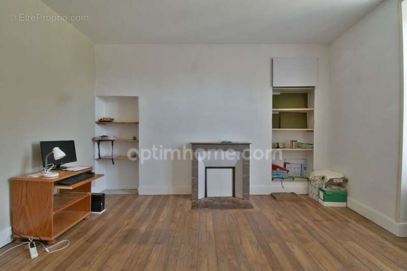 Maison à ARGENTON-SUR-CREUSE