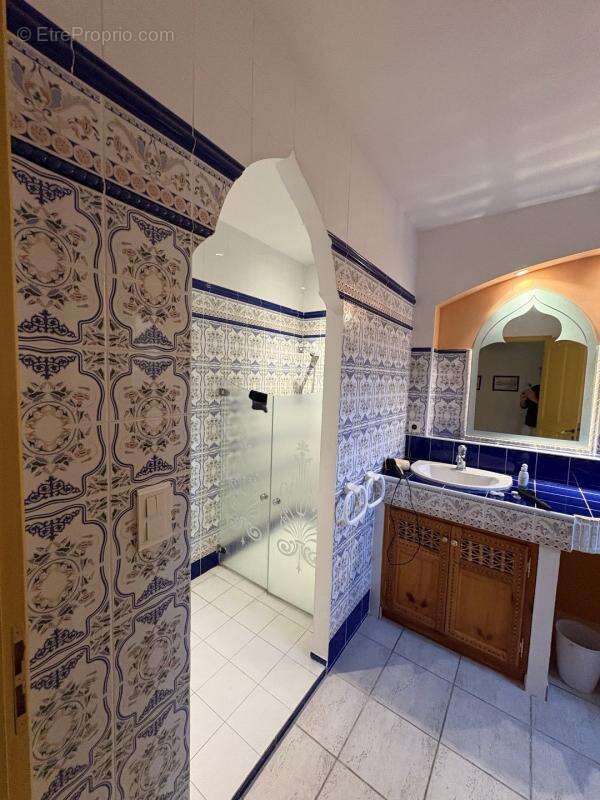 Maison à ARAMON