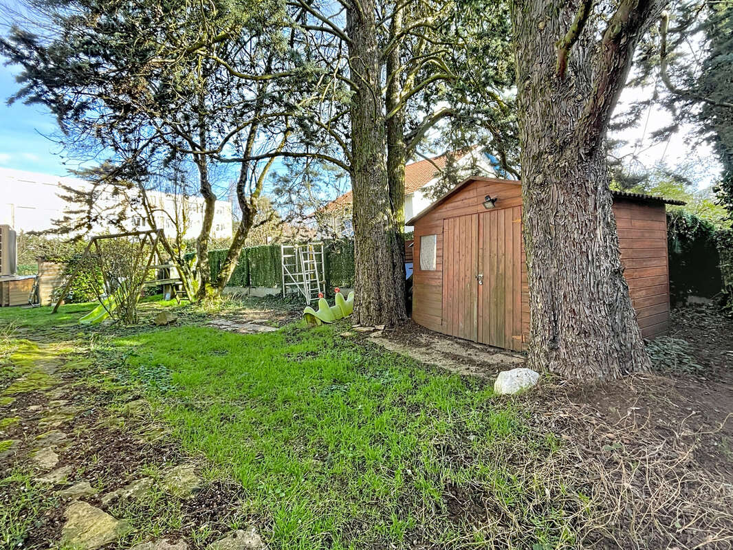 Maison à FRANCHEVILLE