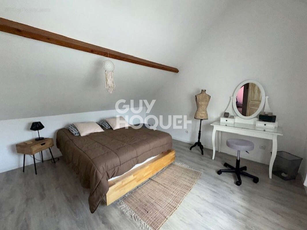 Maison à LE MEIX-SAINT-EPOING