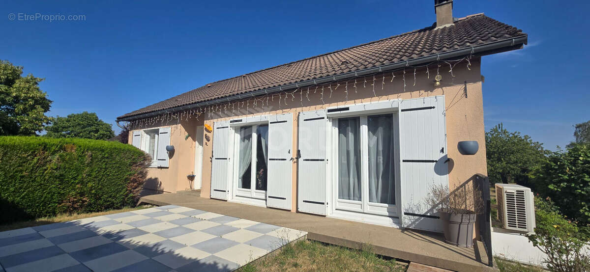 Pavillon tout confort sur sous-sol - 3 chambres - Terrain clos sans vis-à-vis - photo 2