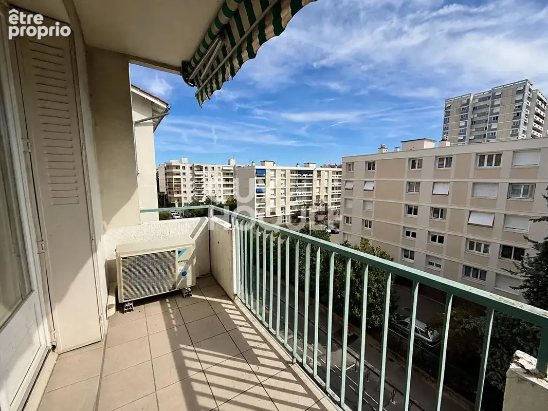 Appartement à LYON-3E