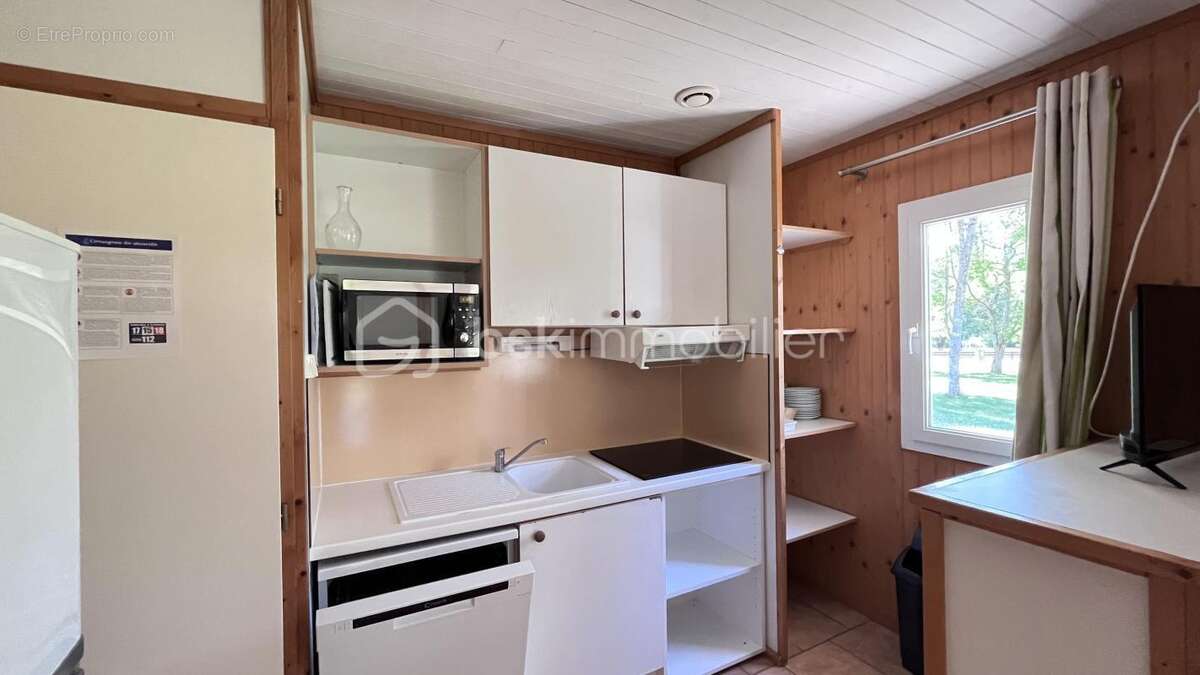 Maison à SAINT-AMAND-DE-COLY