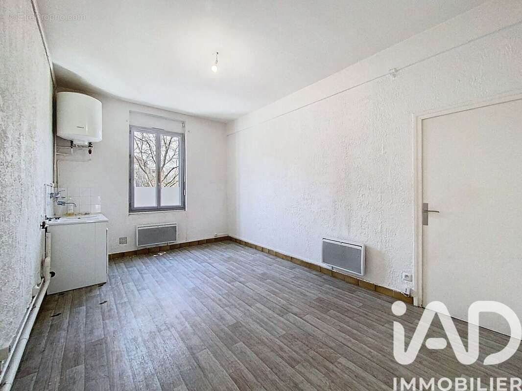 Photo 3 - Appartement à DECINES-CHARPIEU