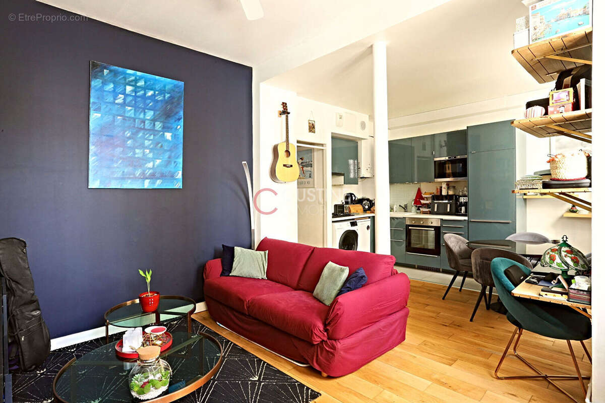 Appartement à PARIS-18E