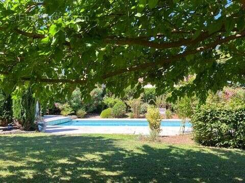 Maison à SAINT-REMY-DE-PROVENCE