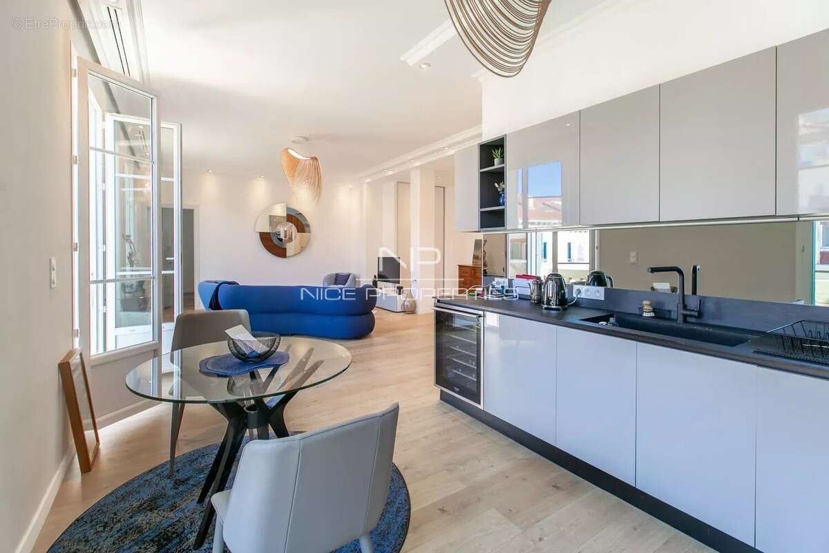 Appartement à NICE