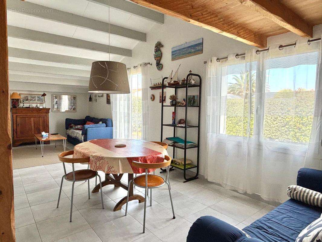 Maison À Vendre - photo 3