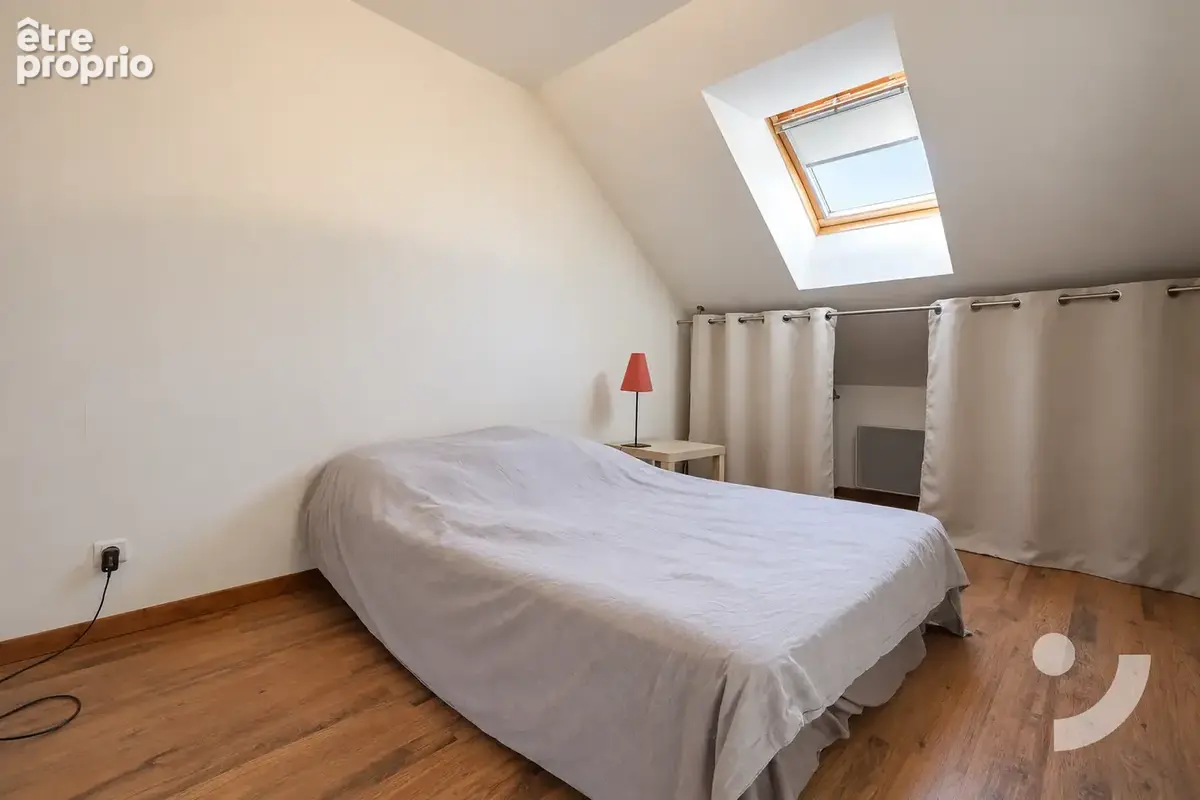 Maison en pierre   205 m2 avec second logement attenant - photo 11