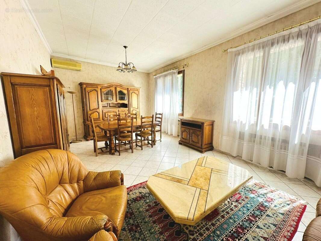 Photo 2 - Maison à SAVIGNY-SUR-ORGE