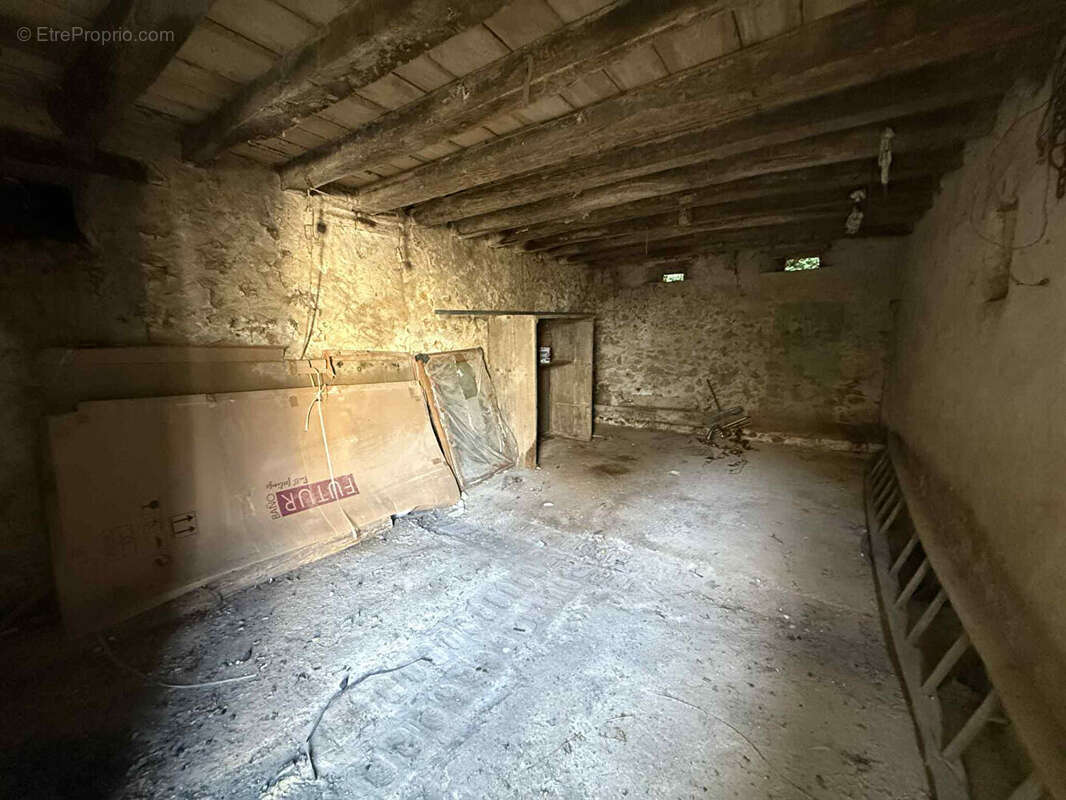 Maison à THORIGNE-SUR-DUE