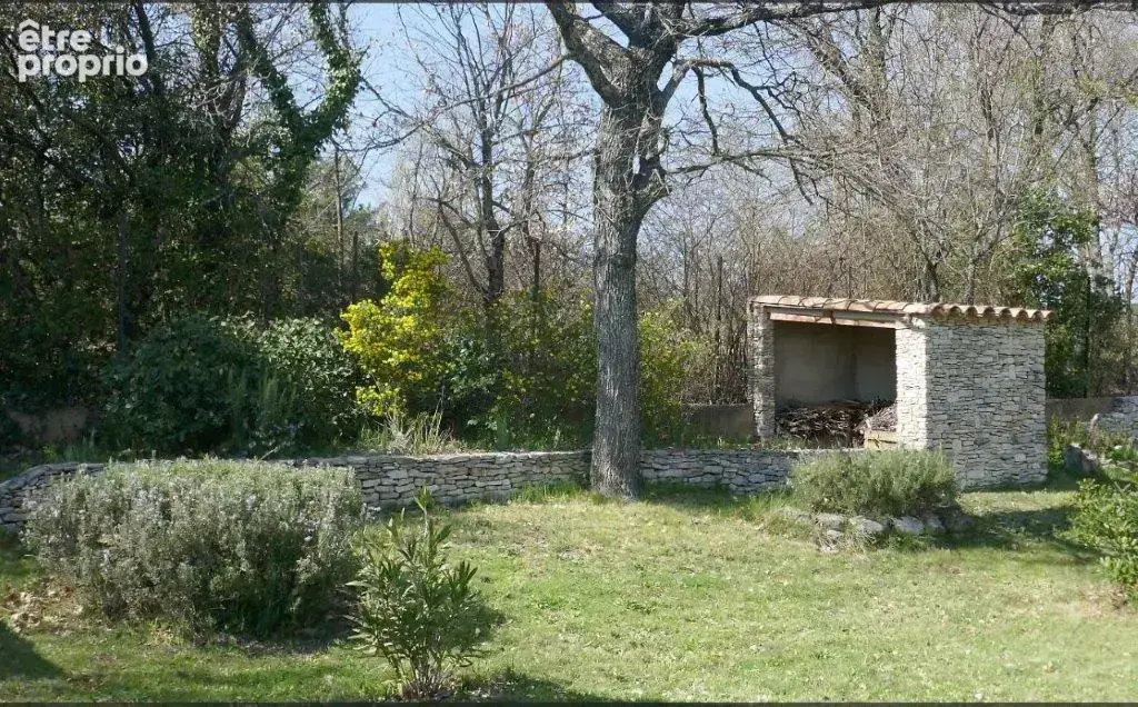 A vendre à Gargas spacieuse avec deux appartements et piscine - photo 15