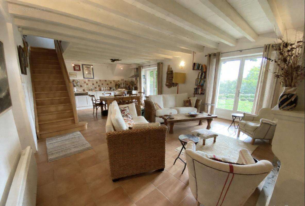 Maison à PUYCALVEL