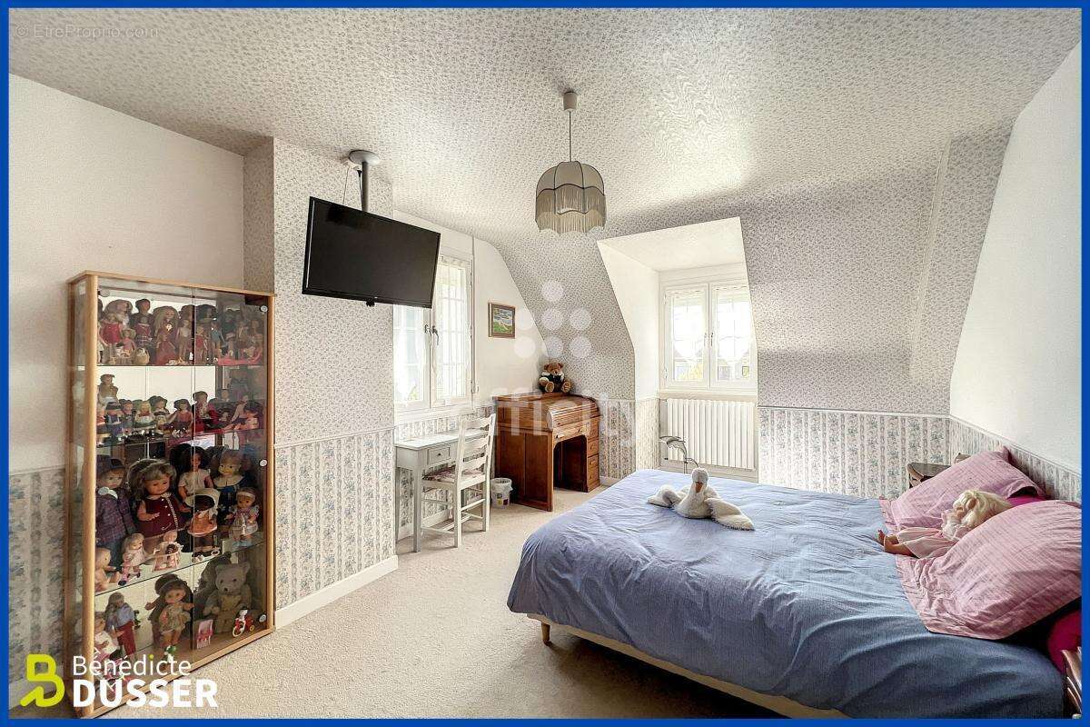 Maison 156 m² à Meneac  - photo 13